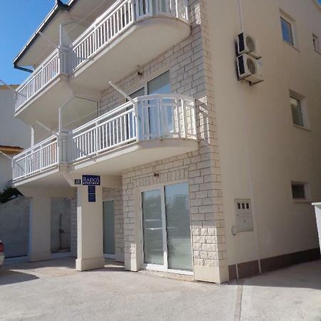 לוקבה Apartments Rados מראה חיצוני תמונה