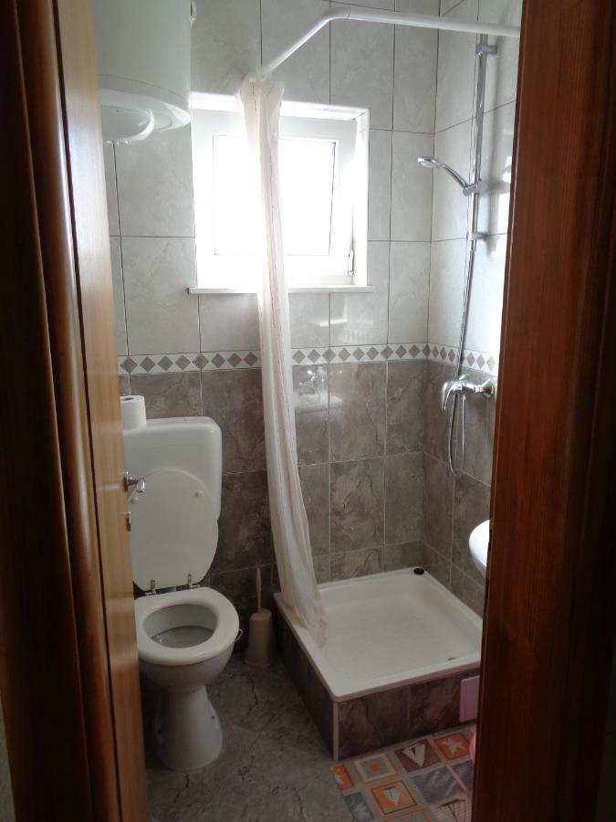 לוקבה Apartments Rados מראה חיצוני תמונה