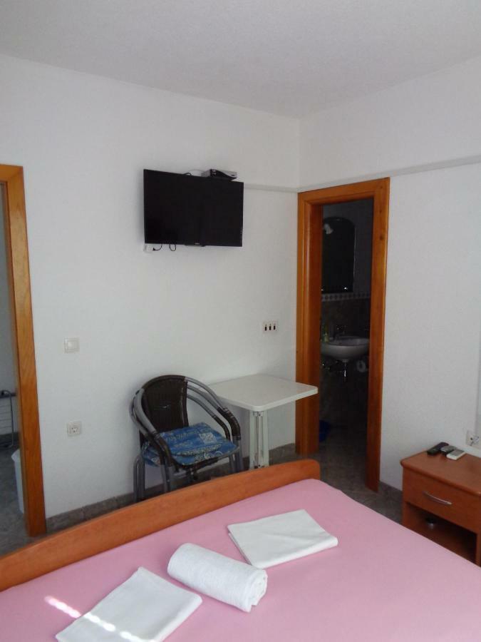 לוקבה Apartments Rados מראה חיצוני תמונה