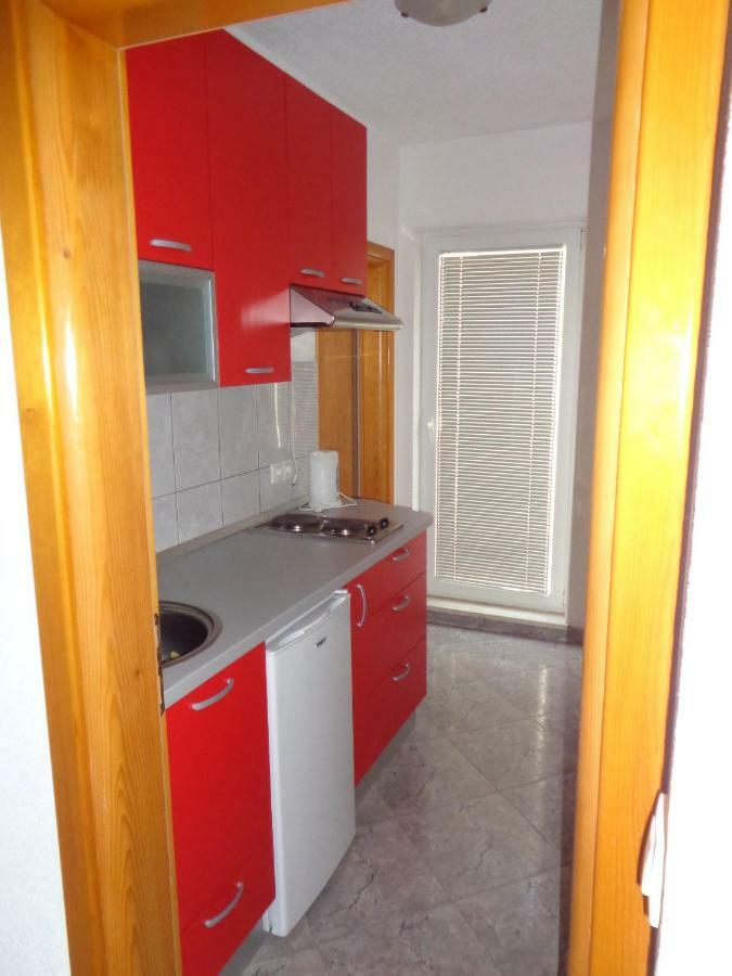 לוקבה Apartments Rados מראה חיצוני תמונה