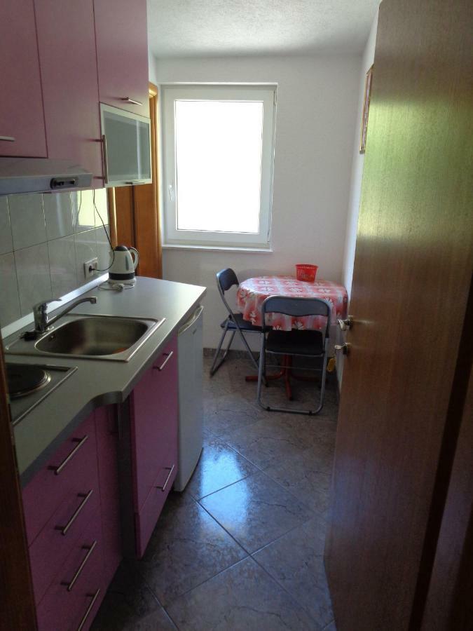 לוקבה Apartments Rados מראה חיצוני תמונה